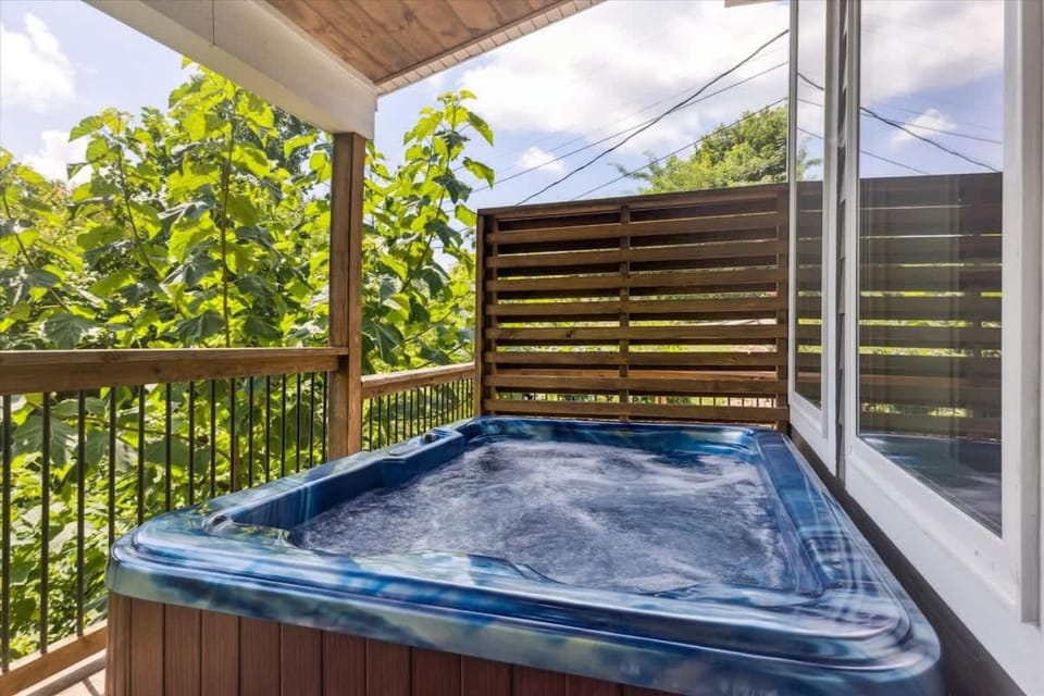 Mountain View Beauty by Beyond Expectations House in Gatlinburg
