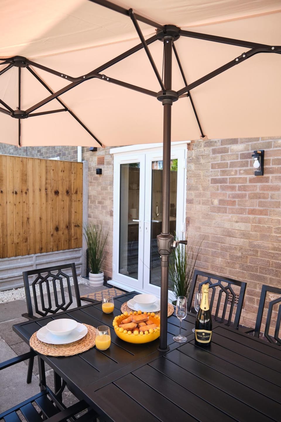 Patio, Seating area
