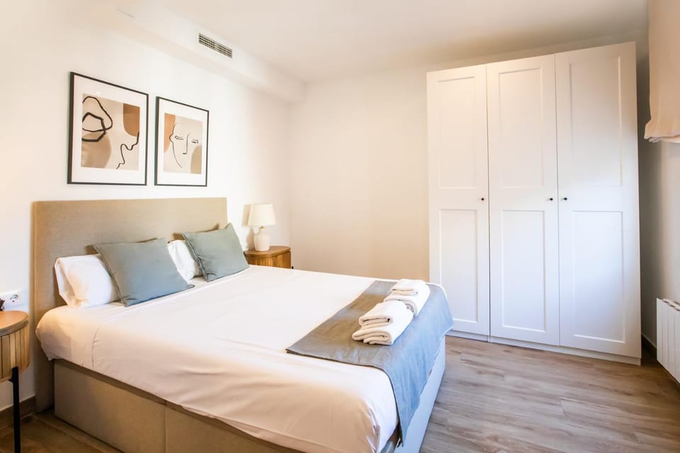 61IND1124- Beautiful apartment near sagrada famili Apartment in Barcelona
