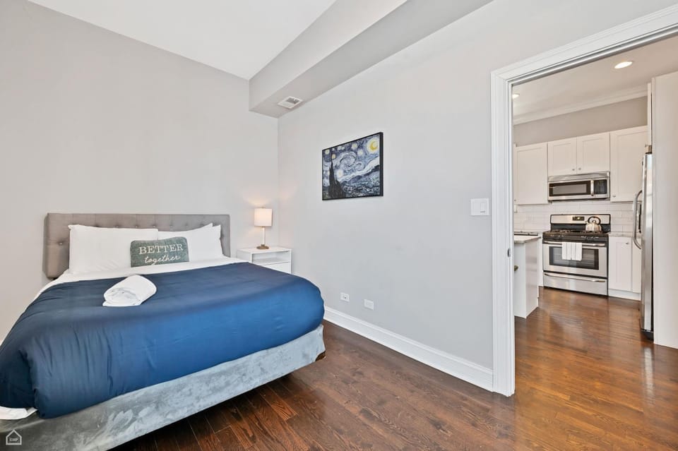 Modern, Spacious 3br Apt Minutes To Downtown! Apartment in Lower West Side