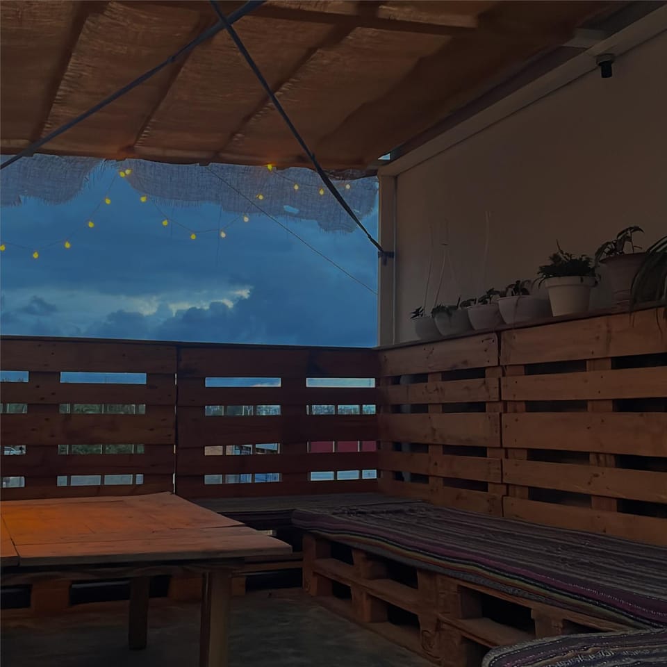View (from property/room), Balcony/Terrace