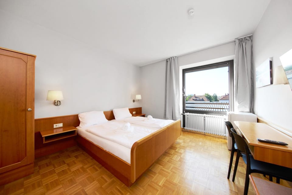 home2stay Apartments in Straubing NEU Smart TV WIFI Volksfest Apartment in Straubing