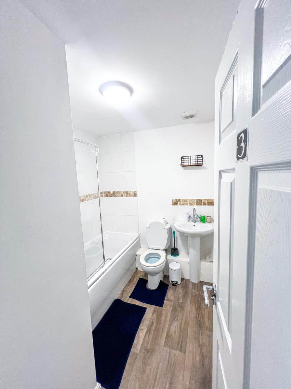 Shower, Toilet, Bathroom