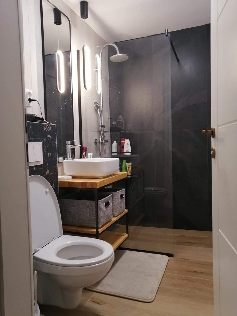 Shower, Toilet, Bathroom