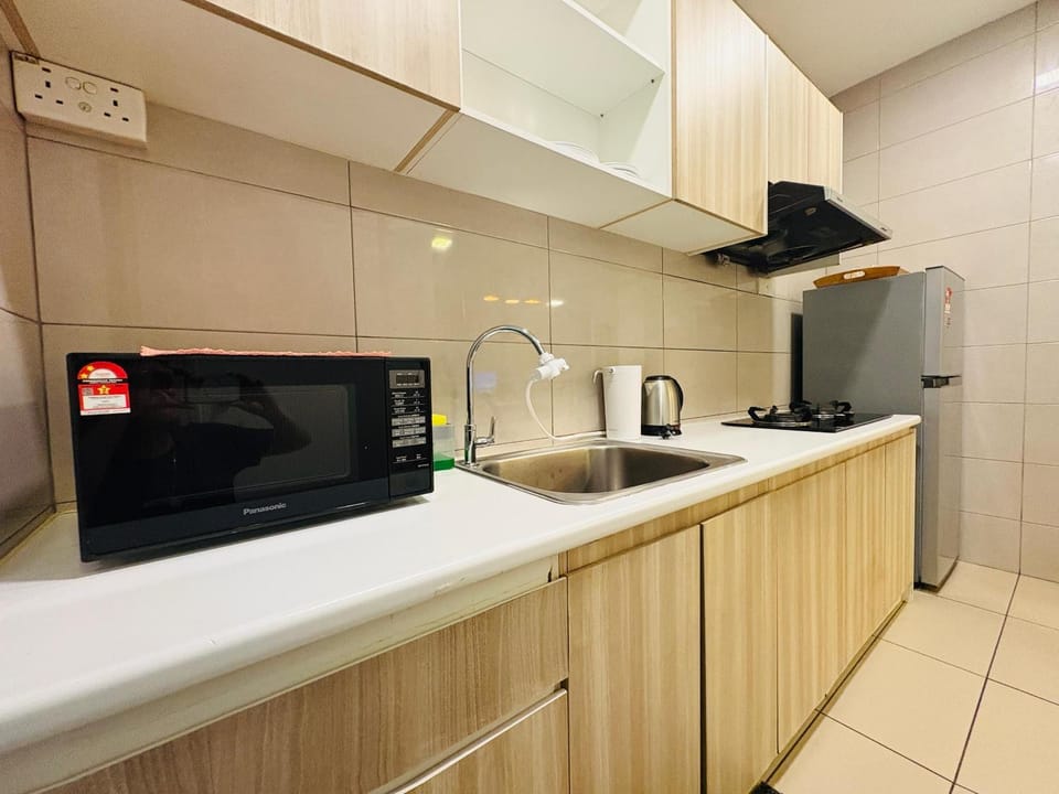 Putrajaya Family Stay 7 Pax Near IOI Mall Apartment in Putrajaya