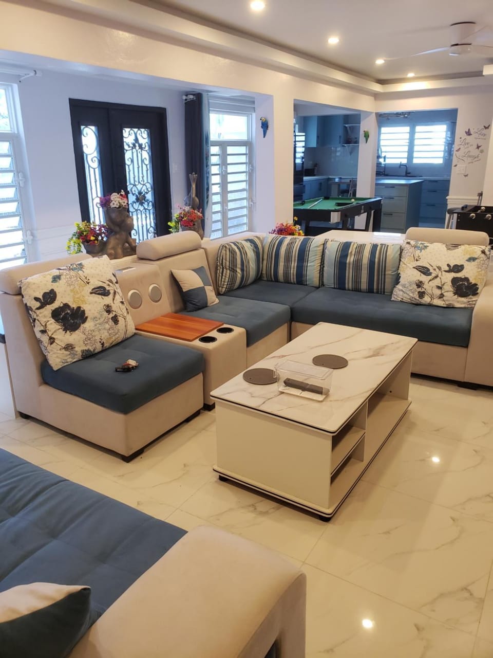 TV and multimedia, Living room
