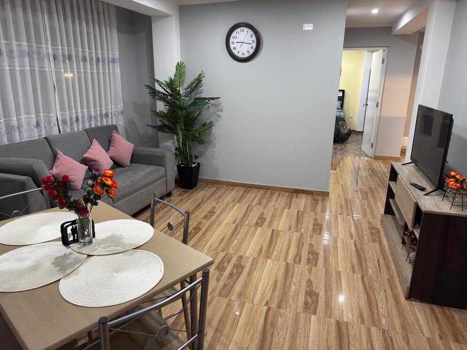 TV and multimedia, Living room, Dining area