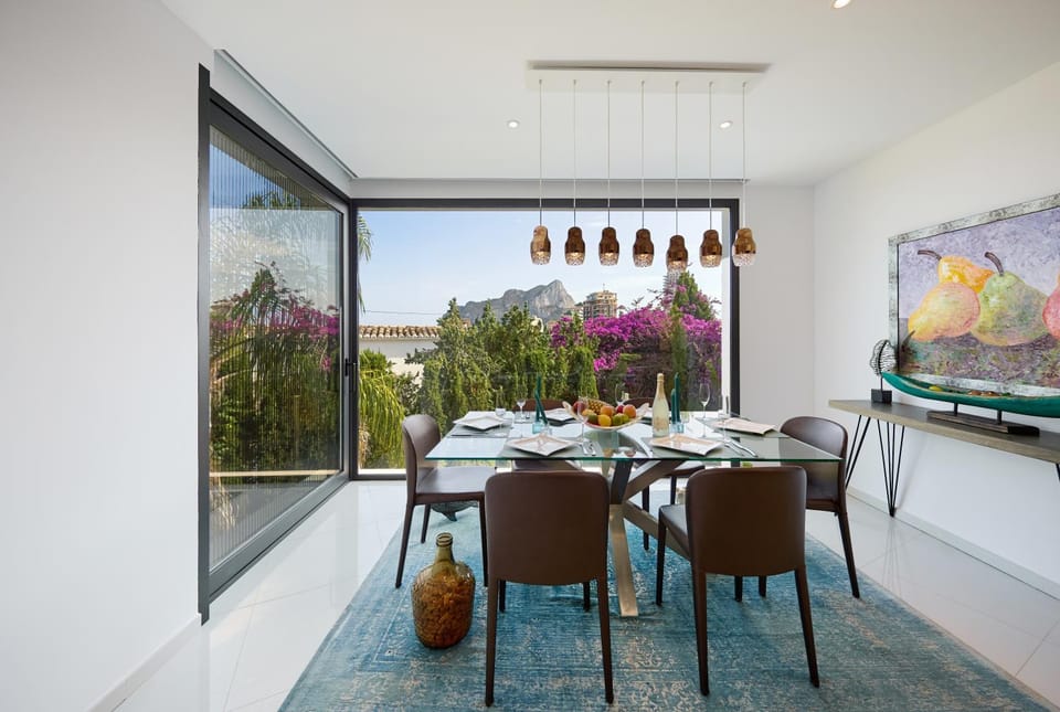 Natural landscape, View (from property/room), Dining area