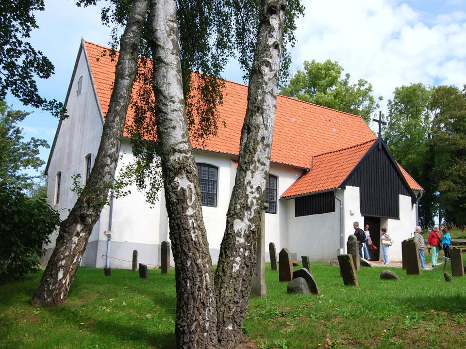Nearby landmark, Neighbourhood