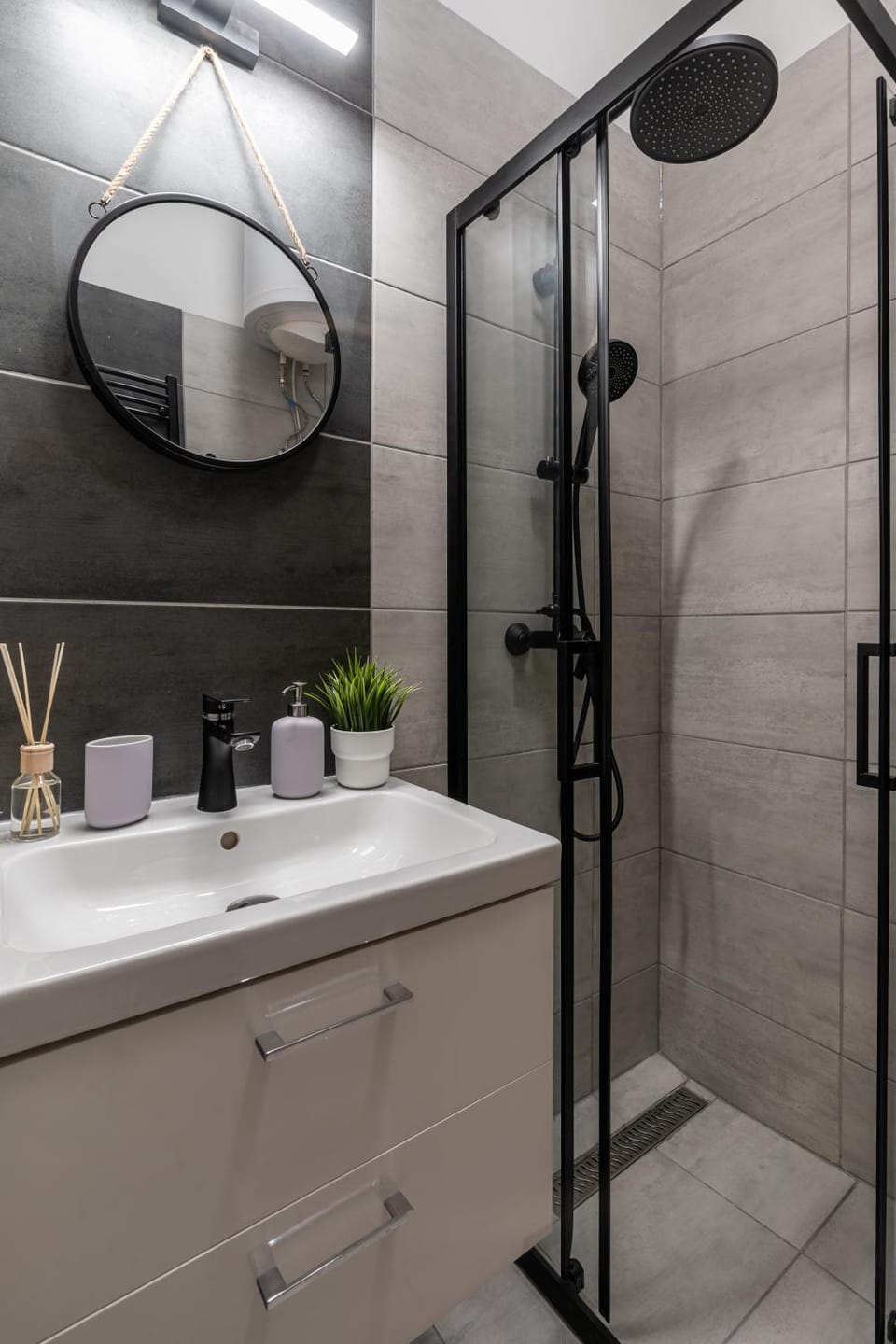 Shower, Bathroom