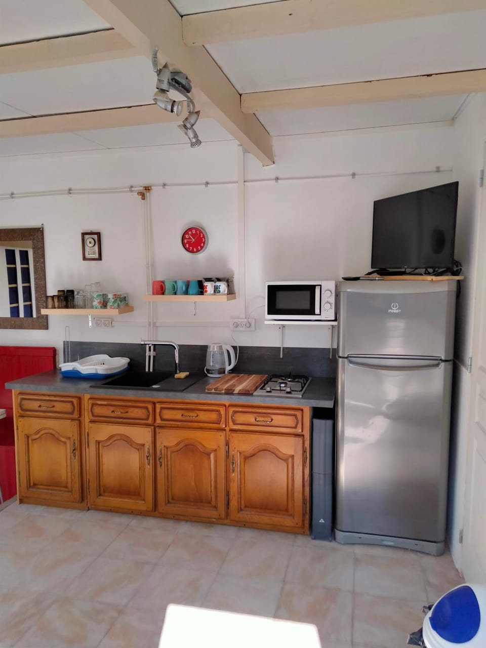 Kitchen or kitchenette, Living room