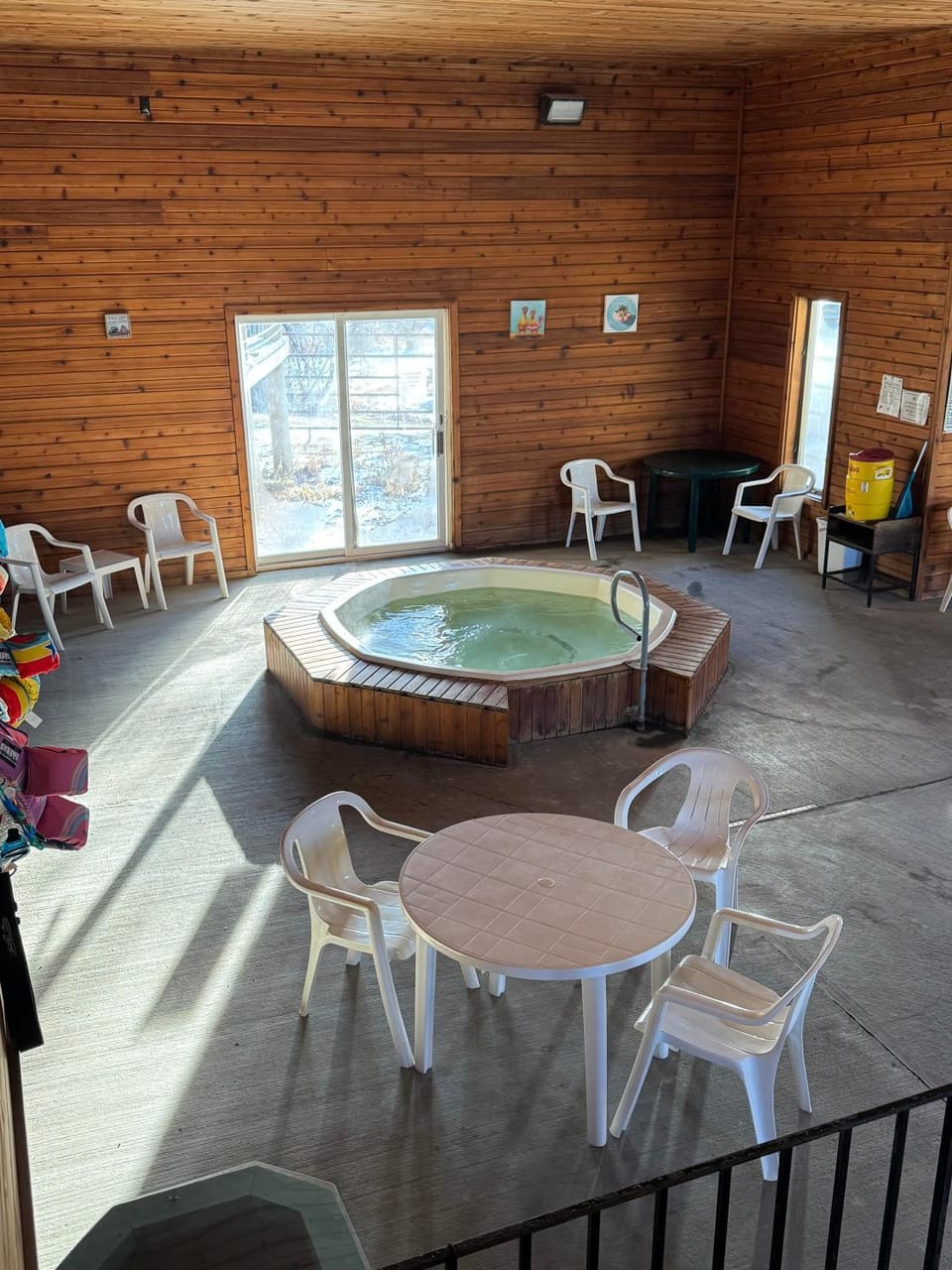 Hot Tub, Hot Tub