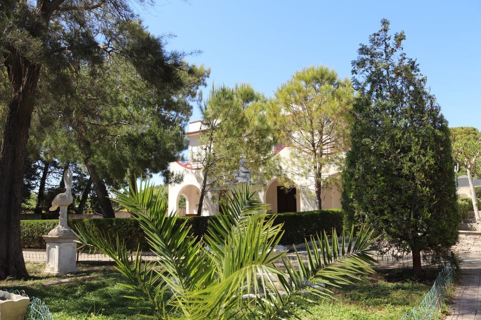 Garden, Garden view
