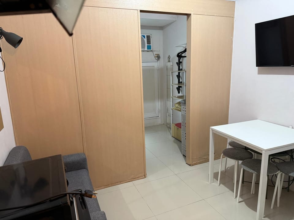 TV and multimedia, Dining area