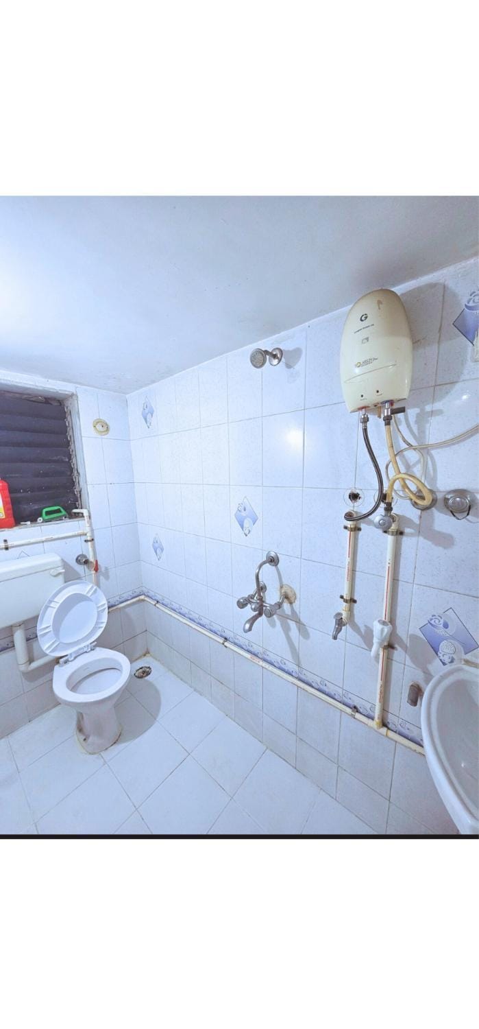 Ac Private Room At Ovale Naka thane West Apartment in Thane
