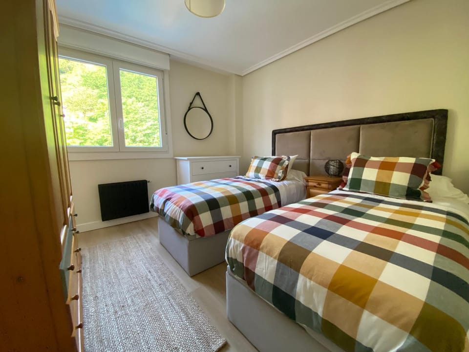 Apartamento Playa piscina pádel parking privado Apartment in Cantabria