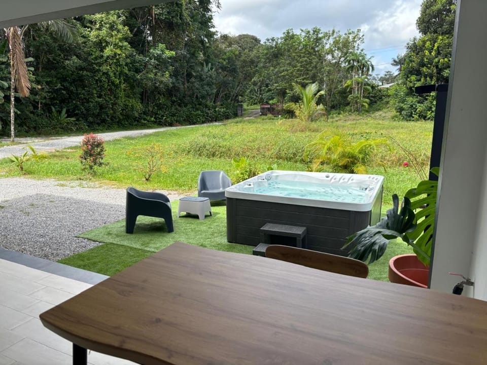 Tycoon Luxury, SPA Privatif, Lit XXL, Cinema House in Arrondissement of Cayenne, French Guiana