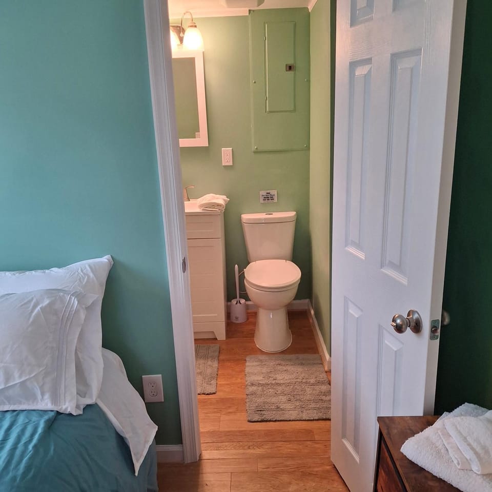 Bed, Bathroom, Bedroom