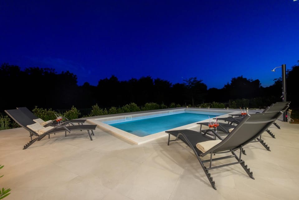Patio, Natural landscape, Pool view, Swimming pool, sunbed
