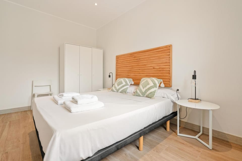 Bed, Bedroom, wardrobe