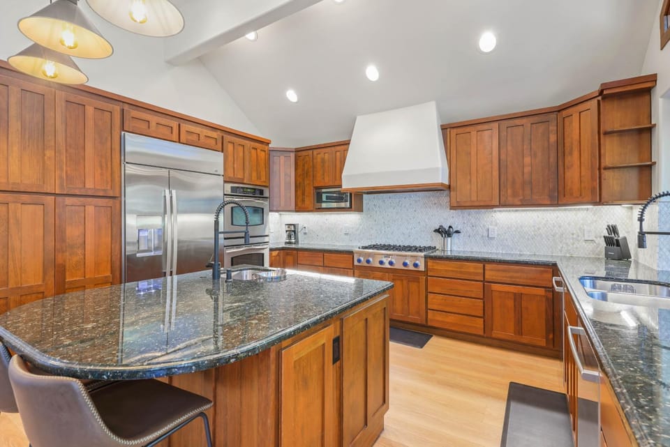 Wintergreen at Tahoe Donner by Tahoe Getaways - 3BR w HOA! House in Truckee