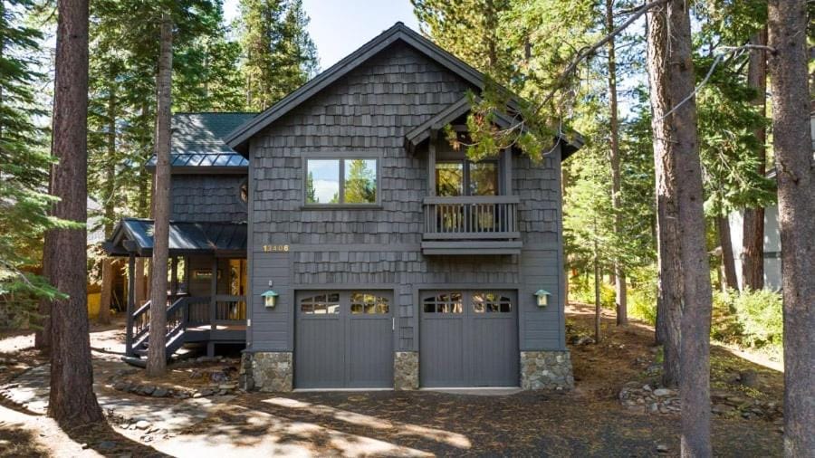 Wintergreen at Tahoe Donner by Tahoe Getaways - 3BR w HOA! House in Truckee