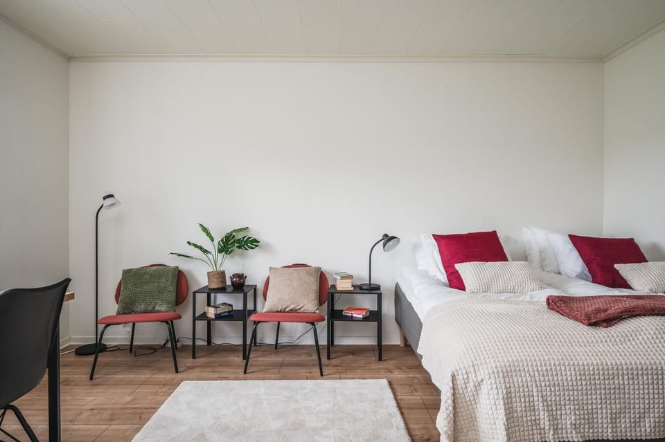 Cozy & Bright Studio in Peaceful Horndal Apartment in Sweden