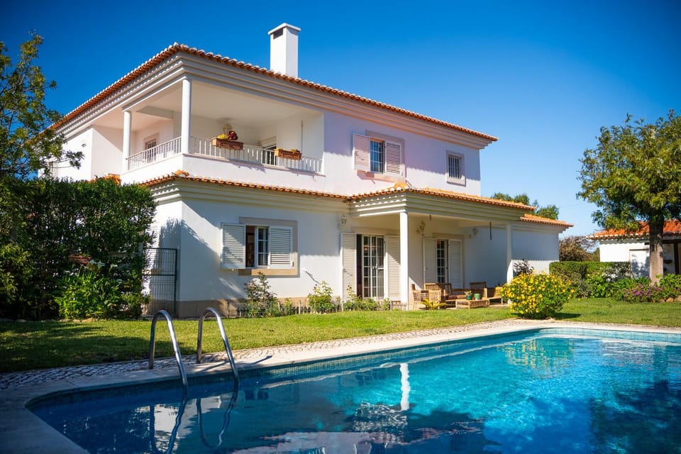 Casa do Marmeleiro Guest House Cascais Vacation rental in Cascais