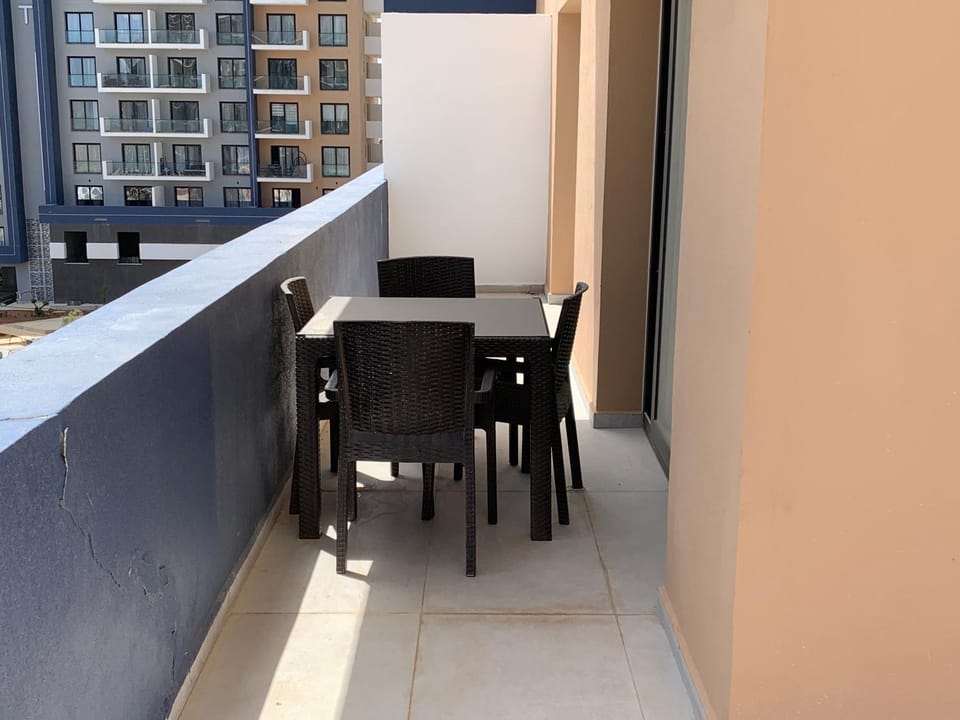 View (from property/room), Balcony/Terrace, Seating area, Dining area