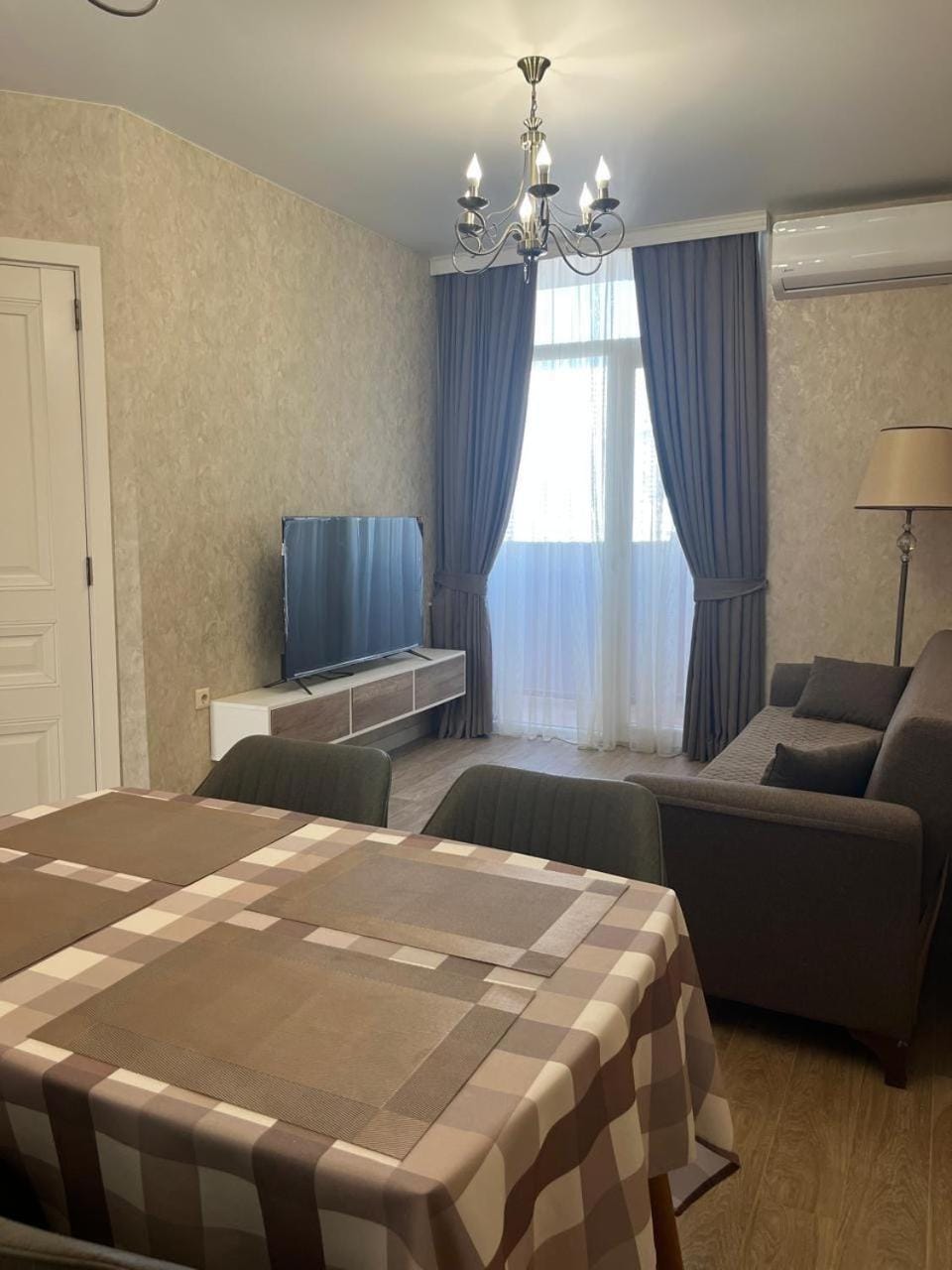 Sea & Sunset Apartment in Batumi