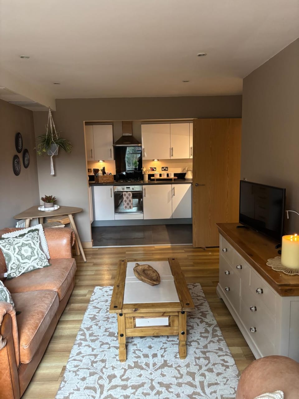 Cosy central hideout Apartment in East Hertfordshire District