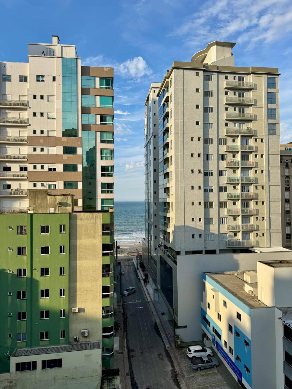Day, Natural landscape, Sea view, Street view, Location
