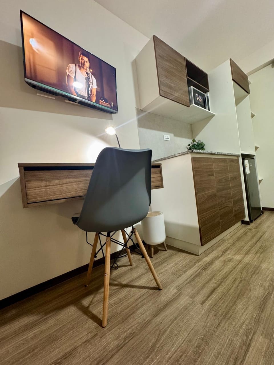 TV and multimedia, Kitchen or kitchenette