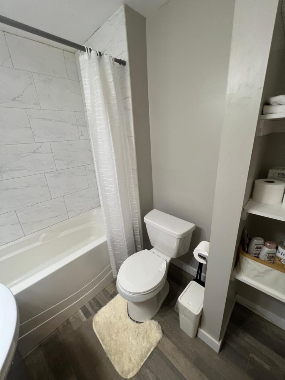 Toilet, Bathroom