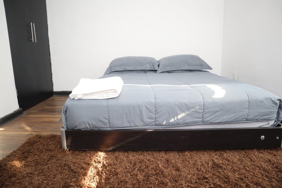 Bed, Photo of the whole room