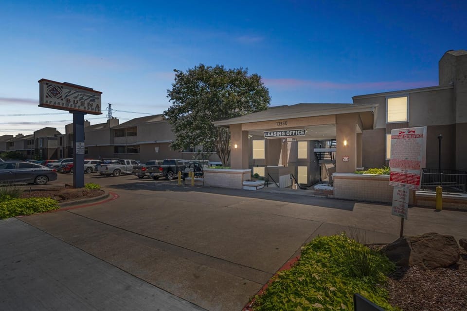 Family-Friendly Furnished Rental Apartment in Richardson