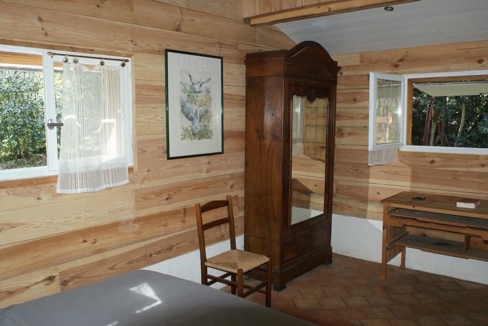 Seating area, Bedroom