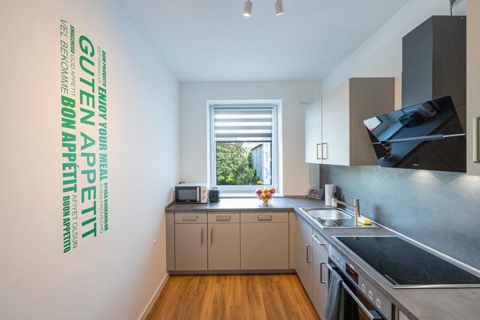 Coffee/tea facilities, Kitchen or kitchenette, dishwasher, heating, internet, internet, microwave, oven, soundproof, stove, toaster, washing machine, dryer, kitchen