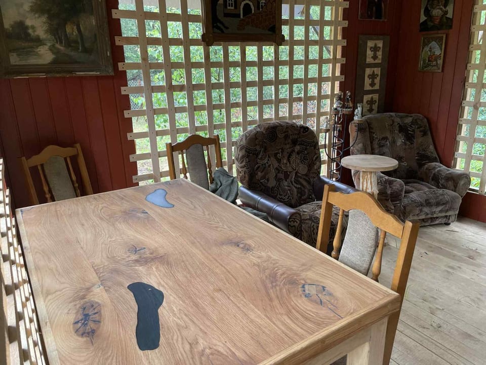 Seating area