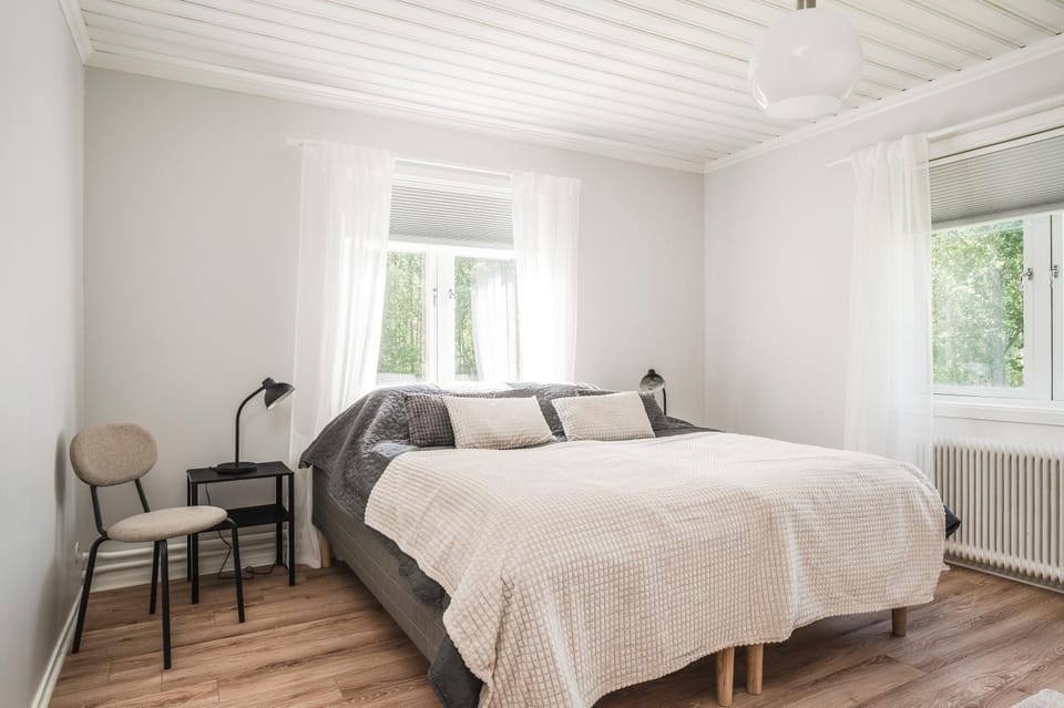 Bright and Stylish 4 Bedroom in Norberg House in Sweden