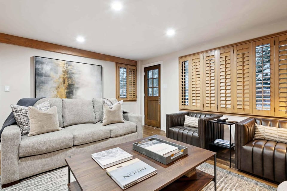 Lodge Tower 287 Three Bedroom Residence Apartment in Vail
