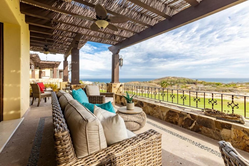3BD Golf Front Hot Tub Beach Club in PLC Apartment in Baja California Sur