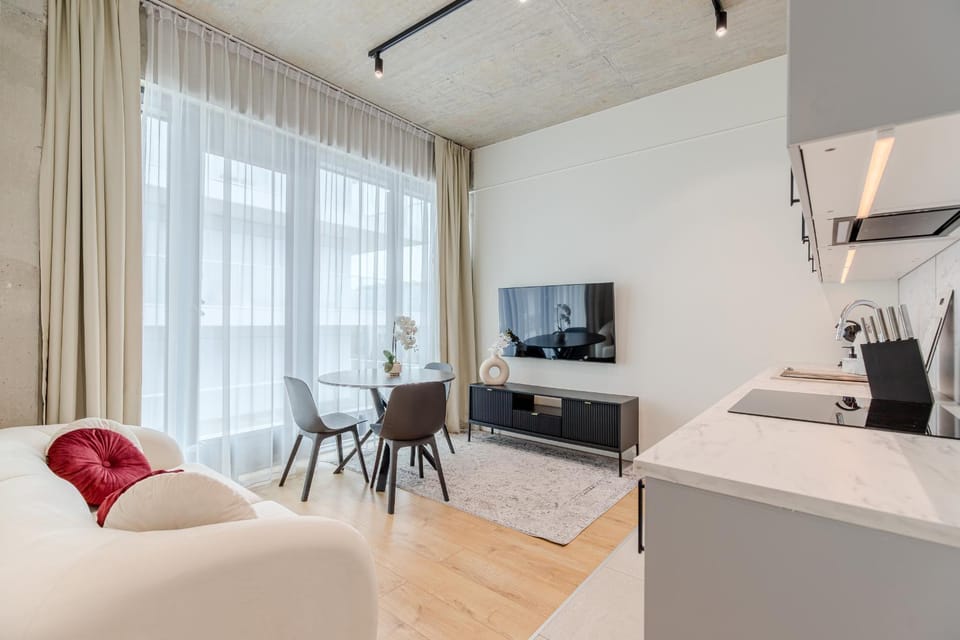TV and multimedia, Kitchen or kitchenette, Living room, Seating area