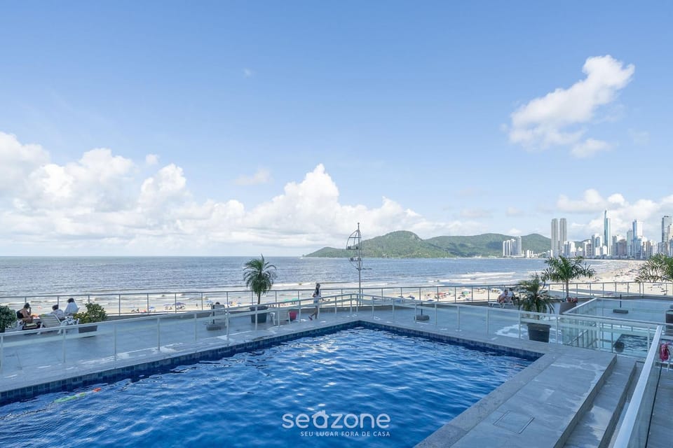 Apartments on the Balneário Camboriú Waterfront - IPTR Apartment in Camboriú