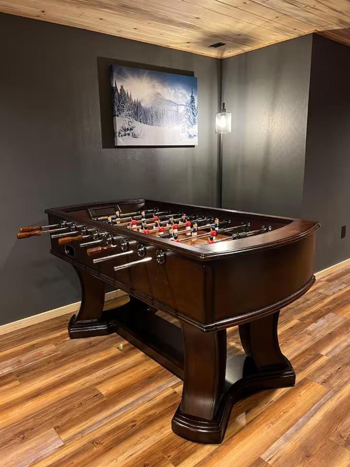 Grand Spruce Lodge Villa in Trapper Creek