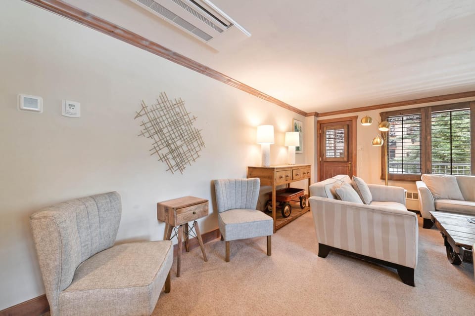 Lodge Tower 299 One Bedroom Residence Apartment in Vail