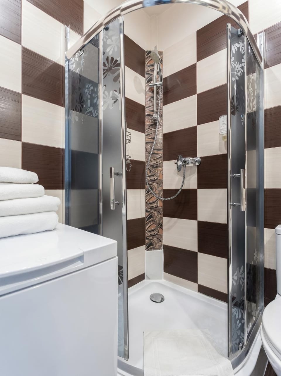 Shower, Bathroom, Bath, towels