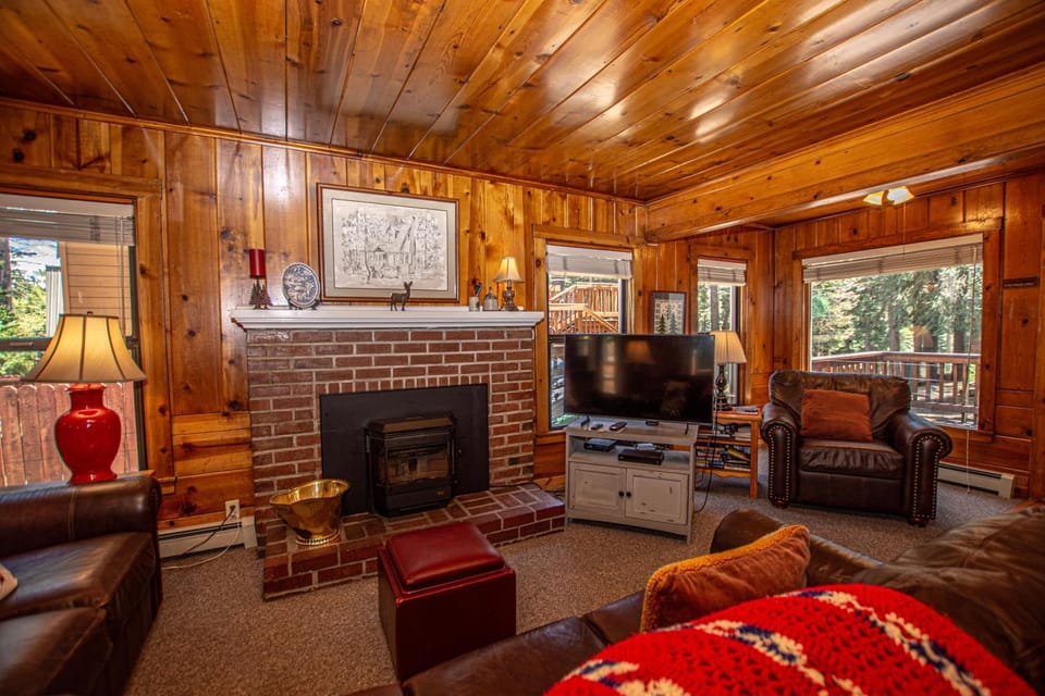 Fir Forest Cottage By Hauserman Rentals House in Tahoe City