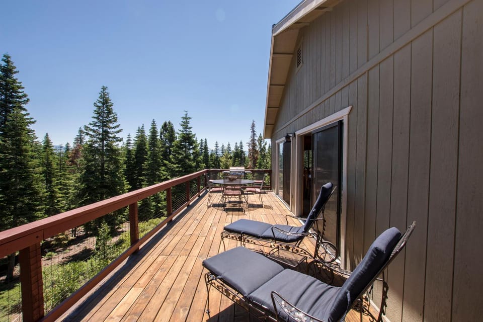 Natural landscape, View (from property/room), Balcony/Terrace