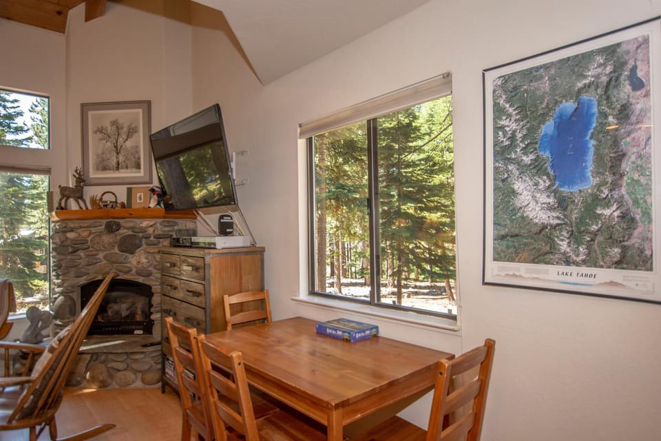 Carnelian Woods # 11 By Hauserman Rentals House in Lake Tahoe